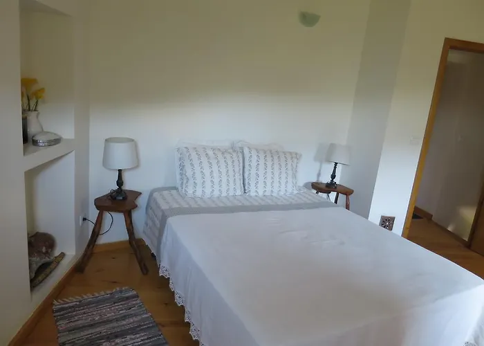 Casa Oliveiras Colmeal (Coimbra)